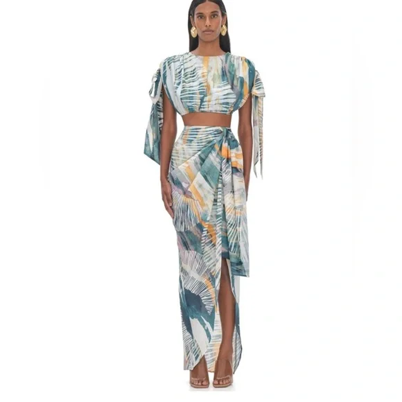 NWT Andrea Iyamah Halima Abstract Bark Cropped Top Size Large - Picture 2 of 3